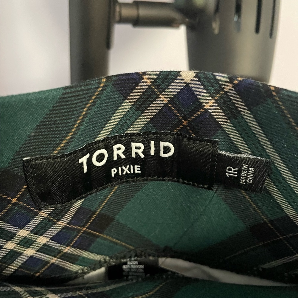 Torrid Pixi leggings
